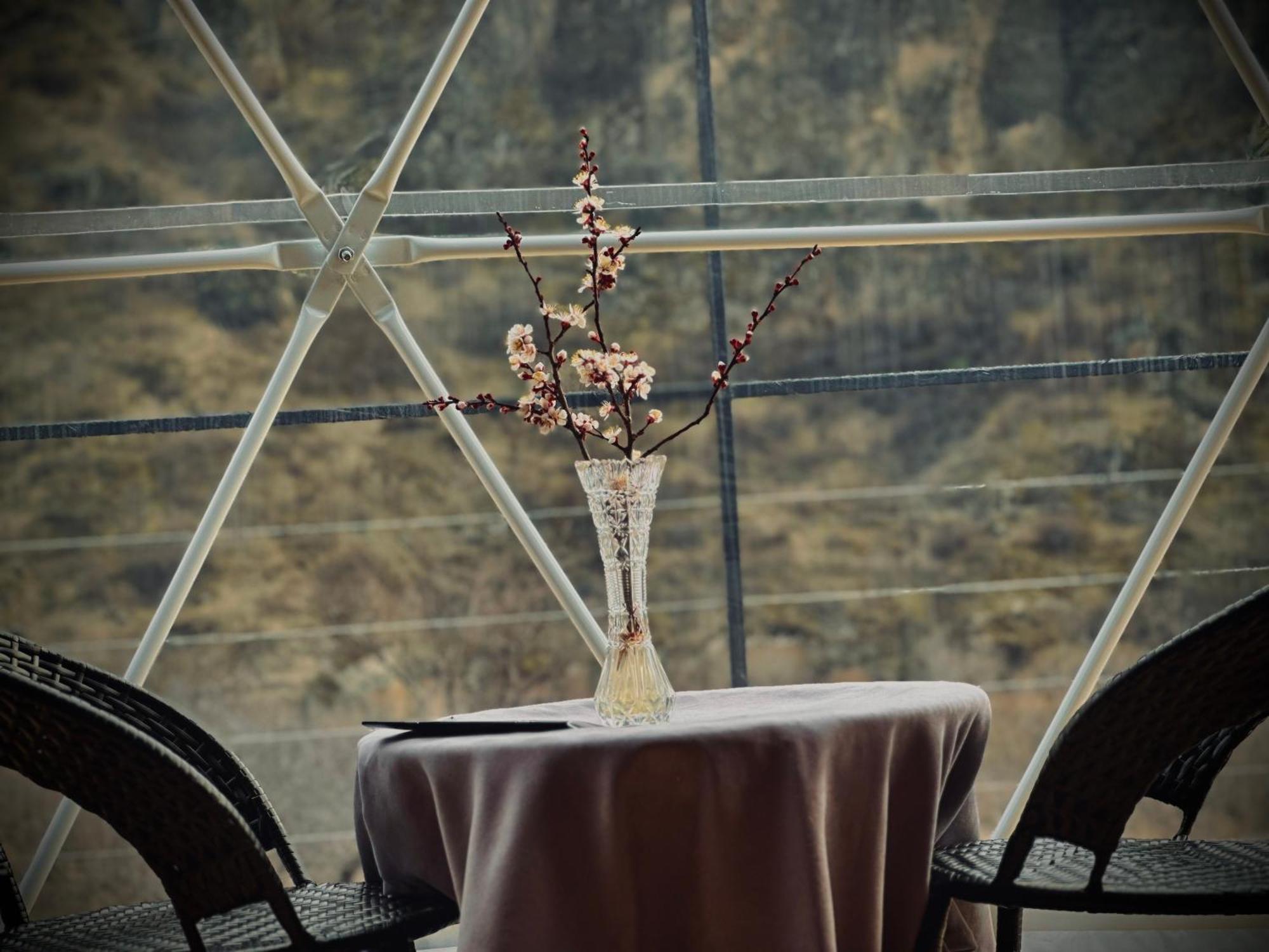 Vardzia Glamping Екстериор снимка