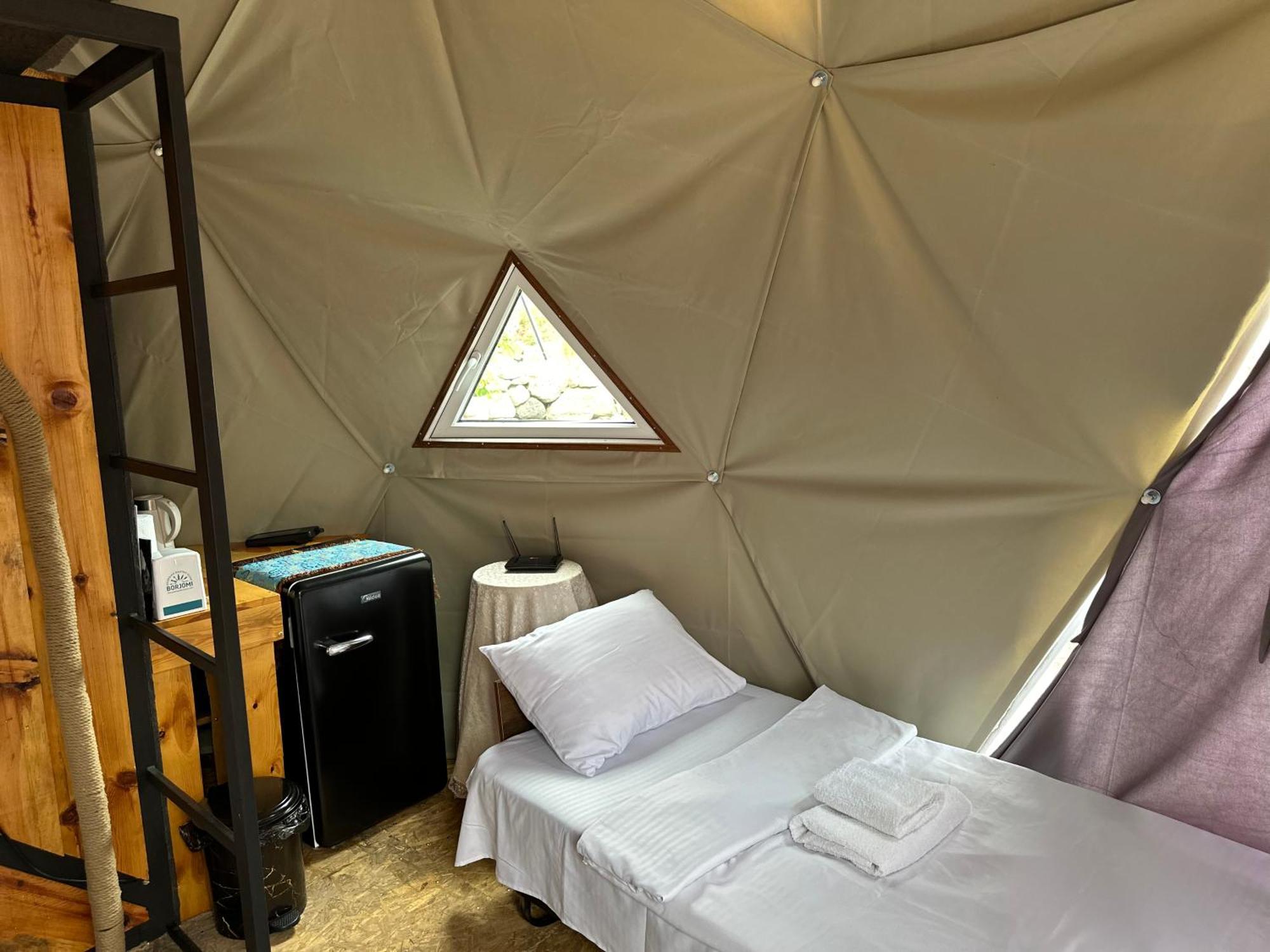 Vardzia Glamping Екстериор снимка