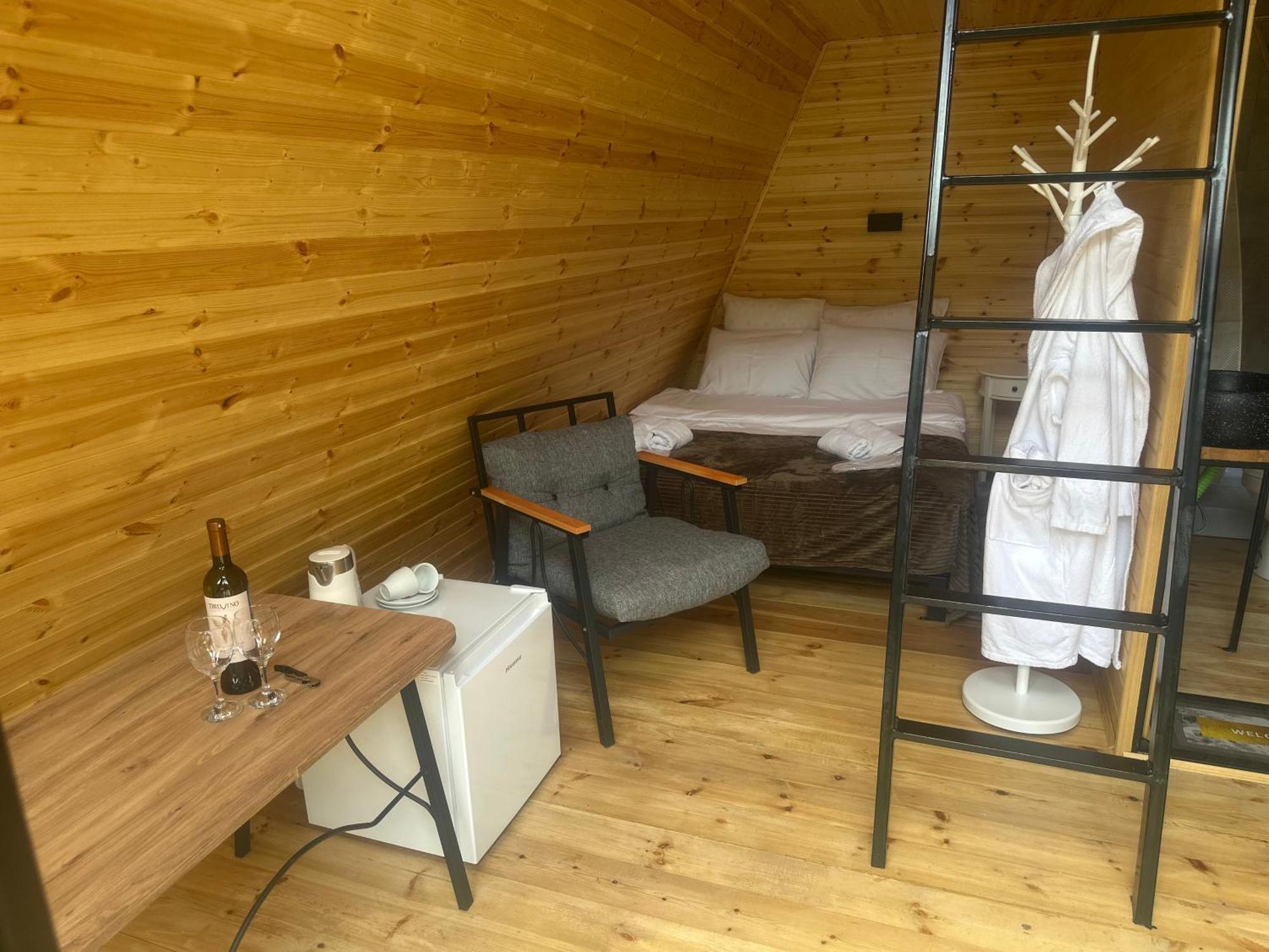 Vardzia Glamping Екстериор снимка